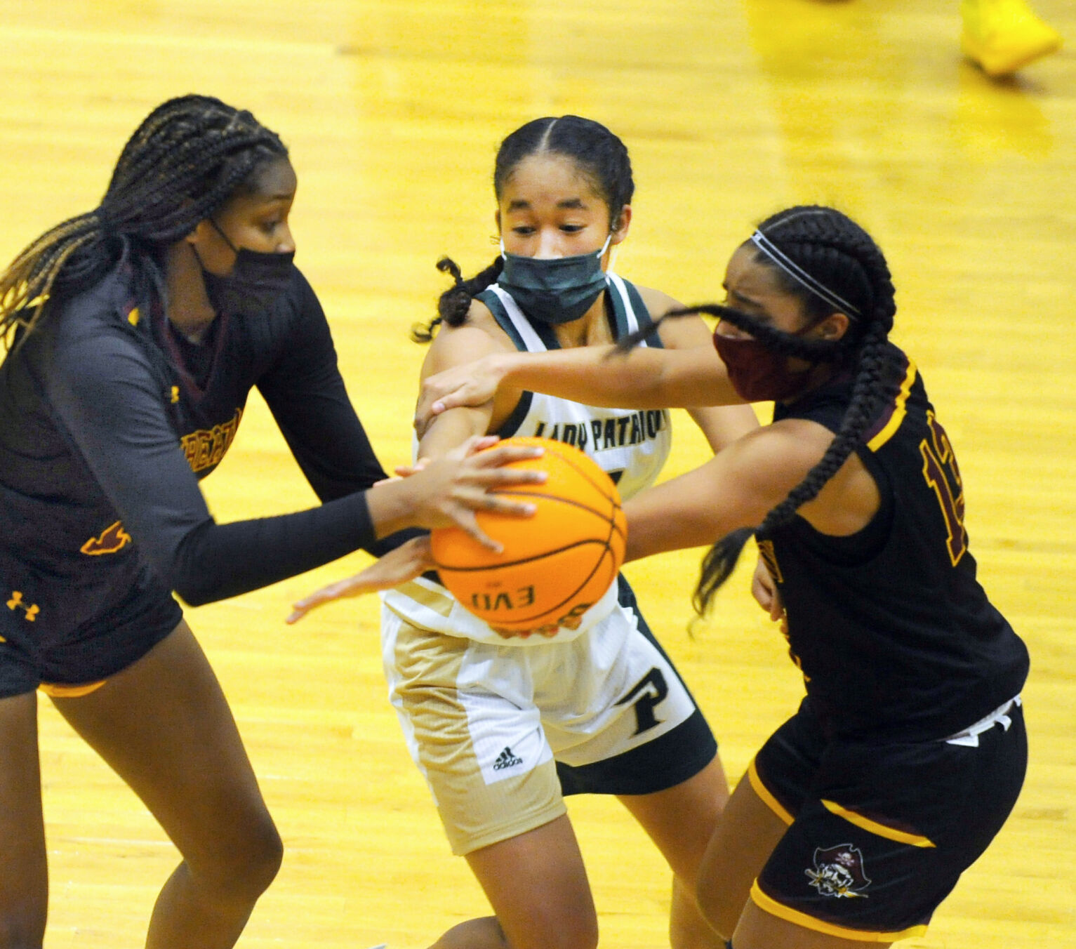 Pinecrest girls vs Lumberton 10.jpg